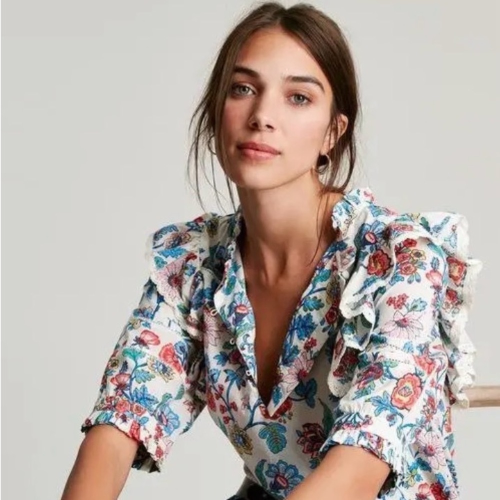 Joules Dahlia Ruffle Sleeve top, size 4.
